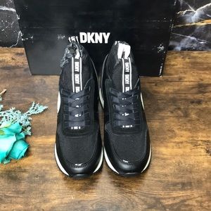 DKNY Womens Sabatini Sneakers Blackwhite 8.5M